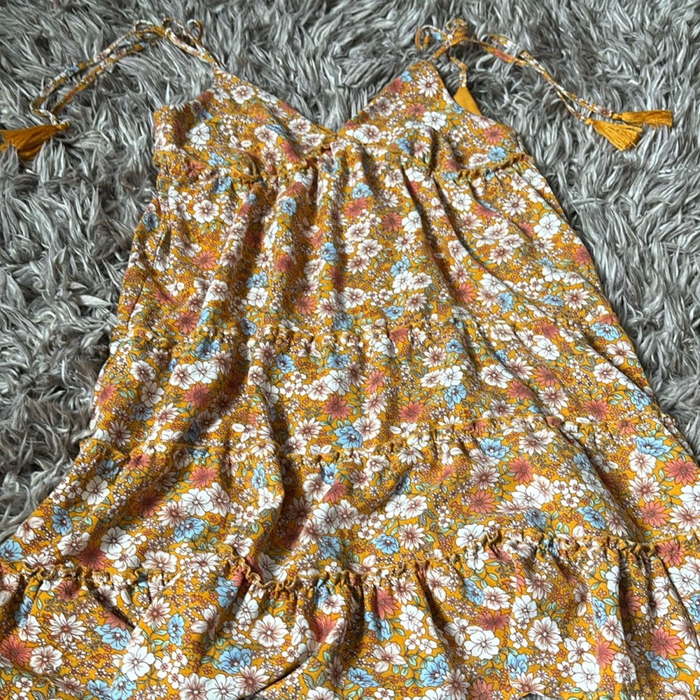 sun dress floral pattern no comment brand L good for weddings or church